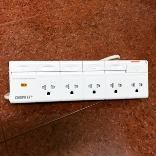 Ổ cắm điện di động 5 đường Cheng Li