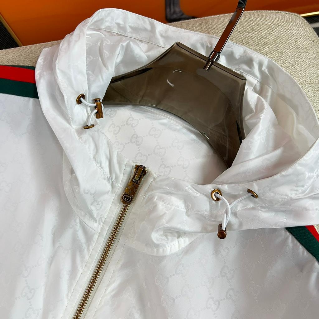 Áo khoác gió thời trang cao cấp Gucci GG GC phong cách trẻ trung, cá tính