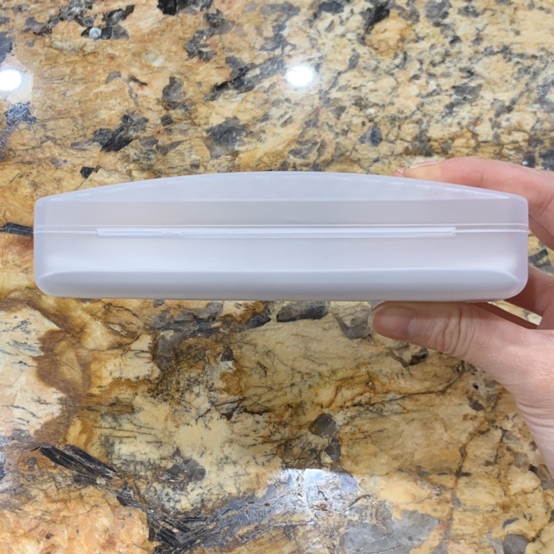 [Ảnh thật+Free ship] hộp đựng kính cận chống va đập, chịu lực mạnh, siêu bền màu trong suốt Kính mắt Nguyễn Anh | BigBuy360 - bigbuy360.vn