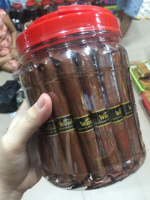 Bánh Quế Wasuka Cigarku nhân socola , hũ 45 cây