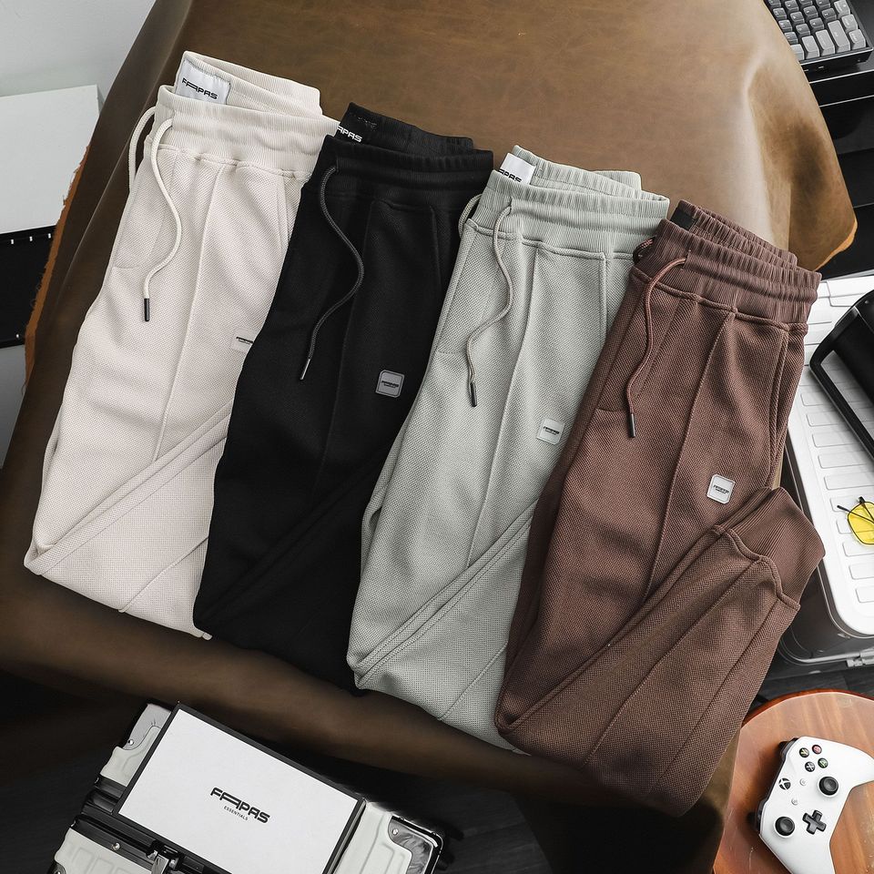 Quần Jogger Nam Jeep Basic Trơn Đính Logo Cực Tinh Tế Năng Động Chất Vải Cotton Pique Thoải Mái Khô Thoáng - FAPAS