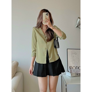 Áo sơ mi cổ vest chất lụa hàn dài tay