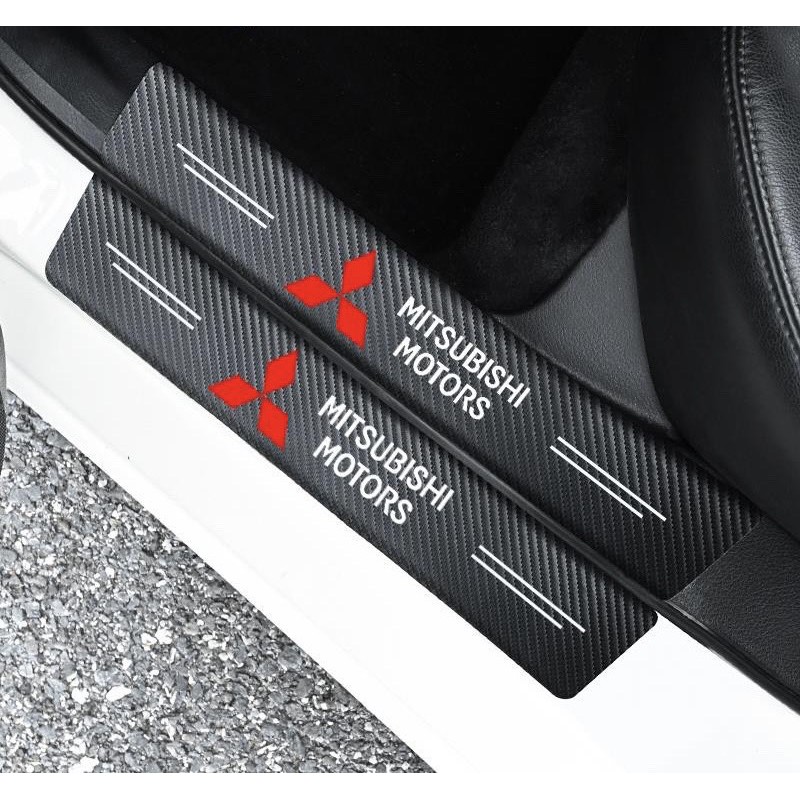 BỘ 5 MIẾNG Dán Chống Trầy Xước Có Logo Hãng Hyundai Bảo Vệ Bậc Cửa Và Dán Cốp Xe Hơi, Xe Ô Tô Bằng Sợi Carbon Bền Đẹp