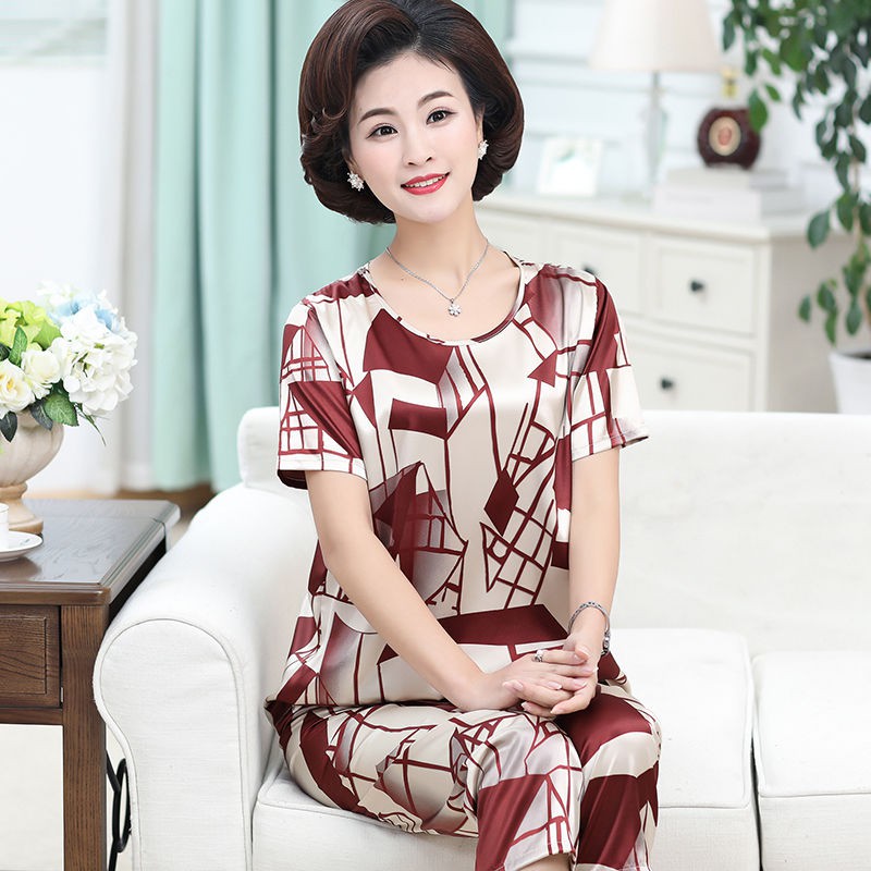 Bộ Đồ Ngủ Ngắn Tay Bằng Lụa Dành Cho Phụ Nữ Trung Niên | BigBuy360 - bigbuy360.vn