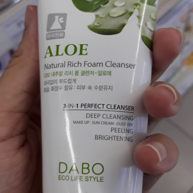 Sũa rủa mặt DABO ALOE