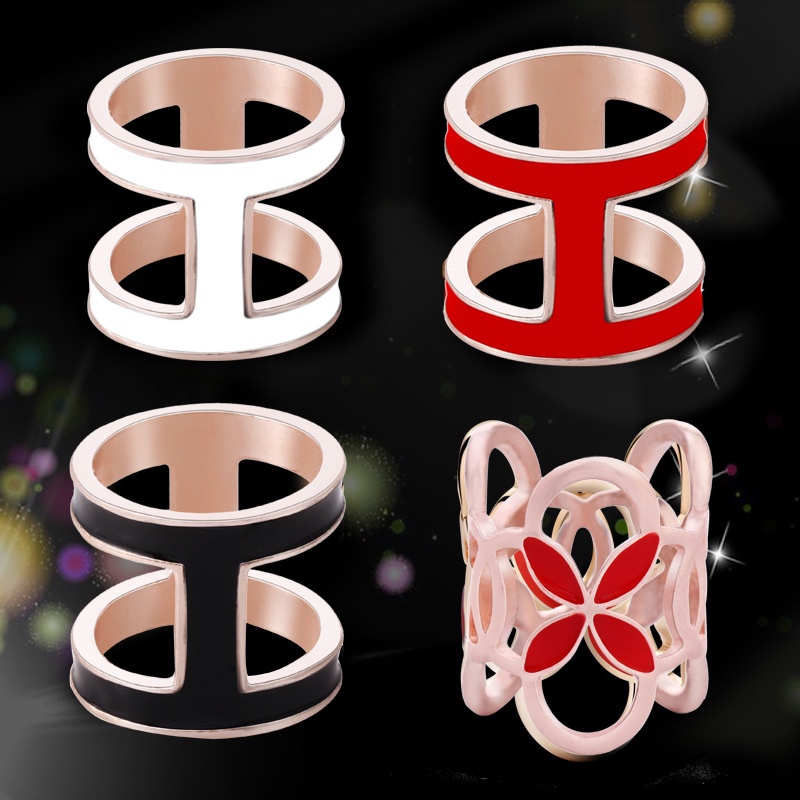 Nhiều kiểu dáng để lựa chọn từ Những chiếc khóa khăn lụa thời trang và linh hoạt