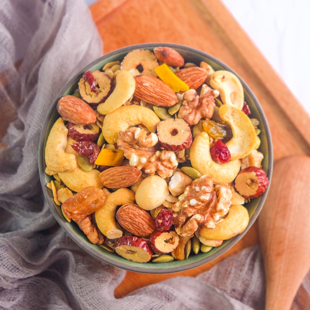 Granola không đường vị phô mai 15% yến mạch TANU NUTS, granola mix hạt dinh dưỡng ăn kiêng, giảm cân.