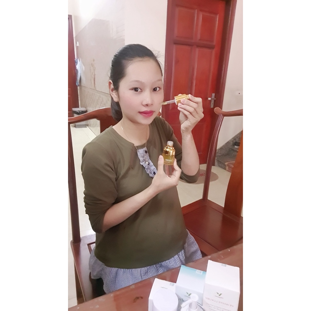 Serum giảm mụn mỹ phẩm cho bà bầu V9Queen tinh chất rau má mờ thâm dưỡng trắng da