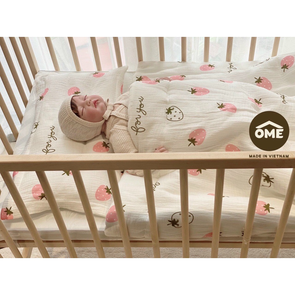 Set chăn gối bông vải xô muslin đi lớp OME cao cấp cho bé