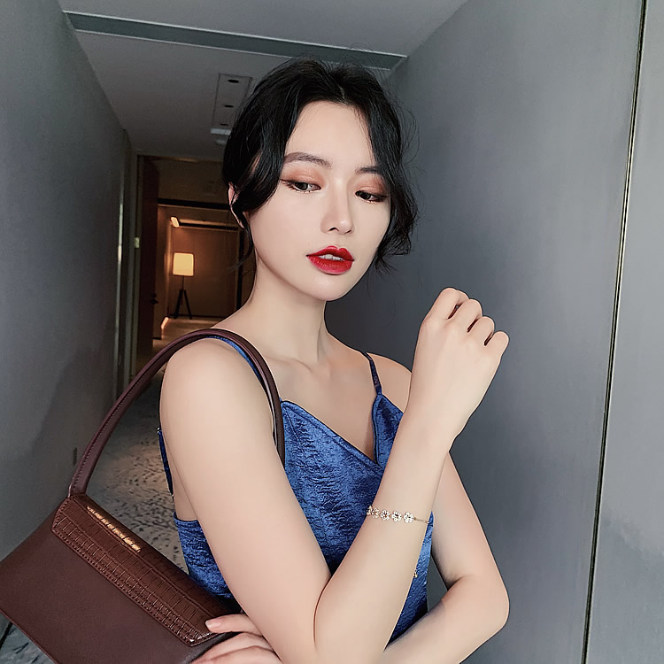 Vòng Tay Đính Đá Zircon Cao Cấp Phong Cách Hàn Quốc Thời Trang Dành Cho Nữ