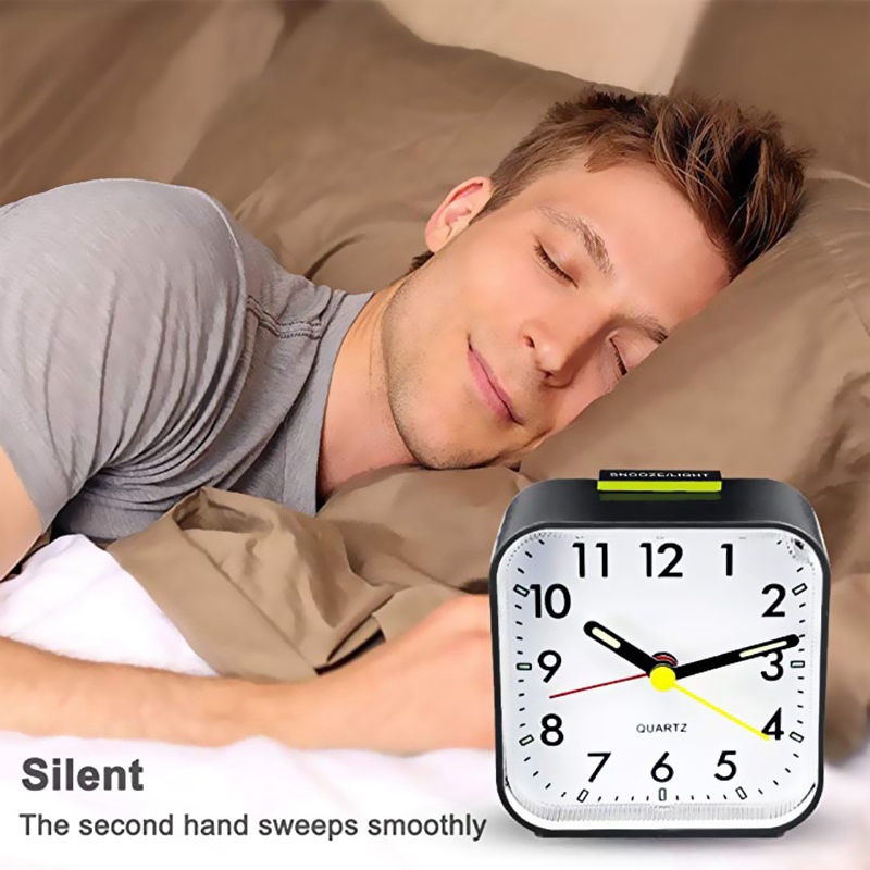 Đồng Hồ Báo Thức Để Bàn Chạy Pin Không Ồn Màn Hình Lớn Phát Quang
