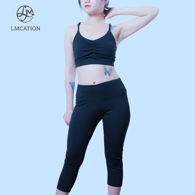 (Mua 1 tặng 1) Bộ Đồ Thể Thao Nữ LMcation - Áo Ngực & Quần Lửng Thể Thao Cao Cấp Larry - Màu Đen