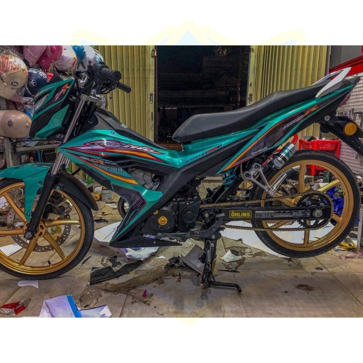 ( Quí khách vui lòng mang ra tiệm cho thợ dán ) Tem sonic 150 xám xi măng