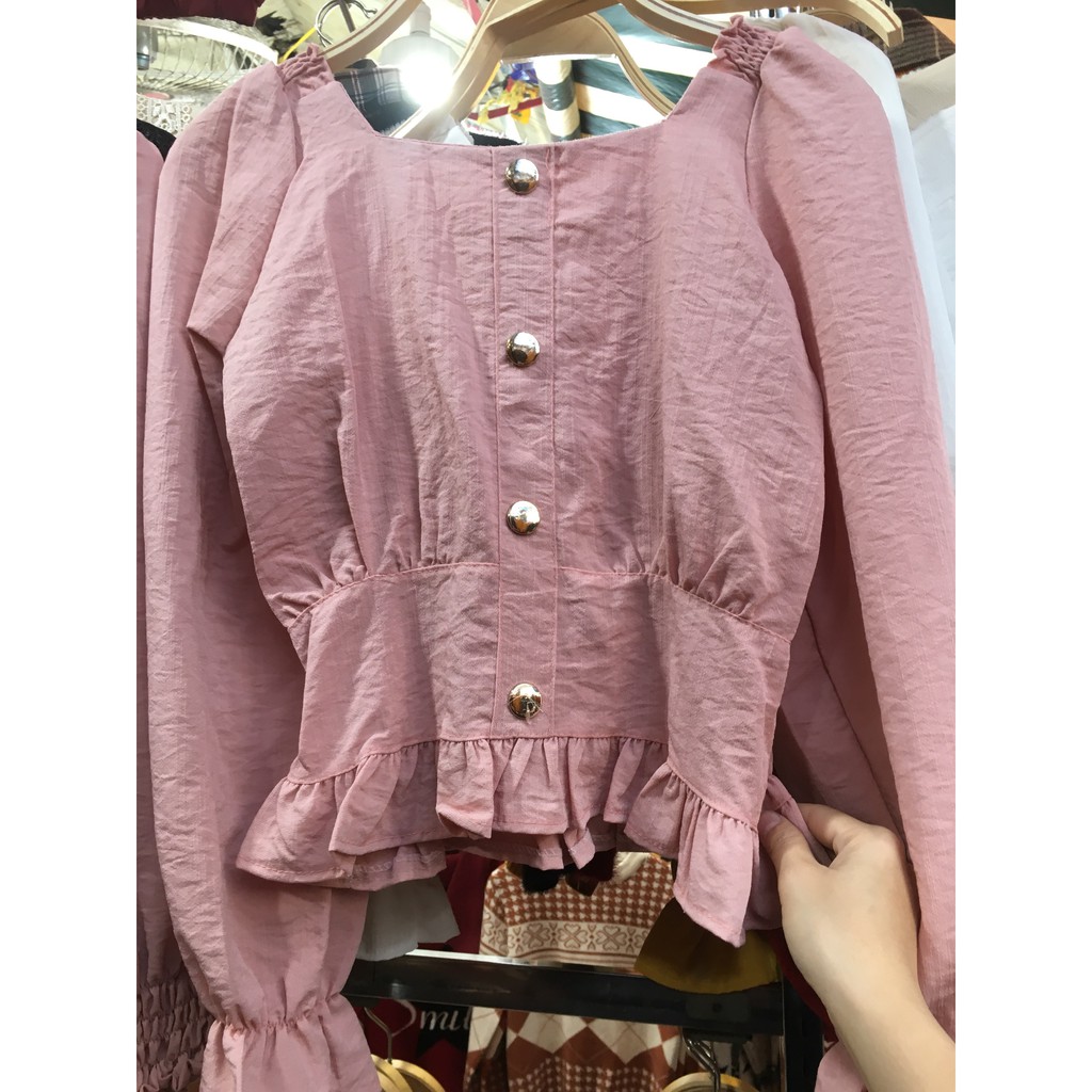 Áo cổ vuông đính khuy cúc | BigBuy360 - bigbuy360.vn