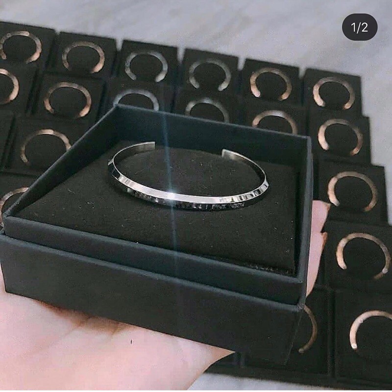 VÒNG TAY CAO CẤP KHÔNG GỈ (TẶNG BOX) | BigBuy360 - bigbuy360.vn