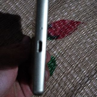 Điện thoại SONY XPERIA X