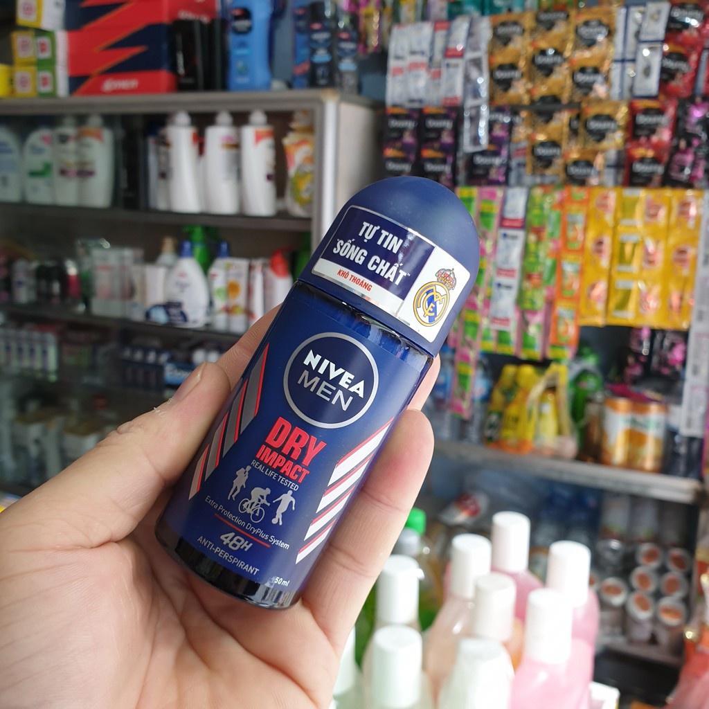 Lăn Khử Mùi Cơ Thể Nivea Men Dry Impact Khô Thoáng 50ml