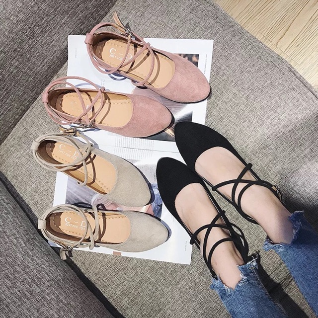 Giày Mùa hè phiên bản mới của Hàn Quốc với đôi giày quai nhỏ dài quấn, có thể tháo rời dây