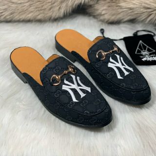 Sục NY da nam đi rất sang nhé