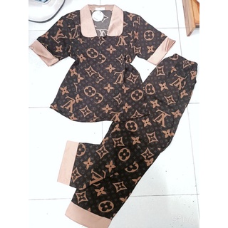 Bộ pijama lụa mango