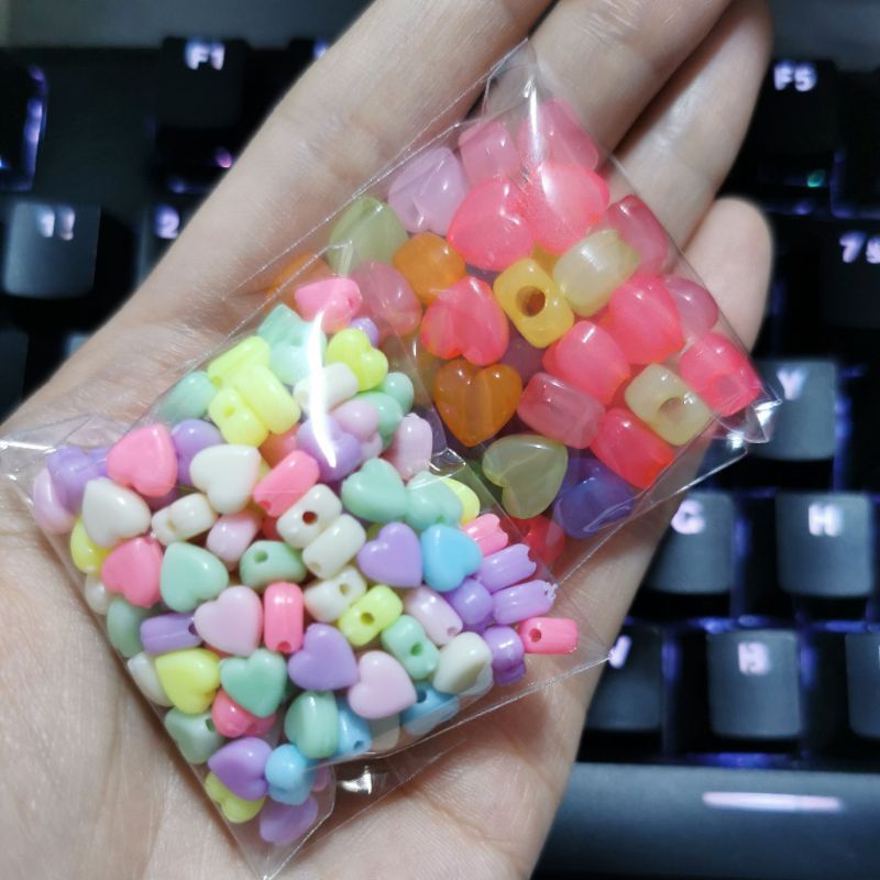 Hạt nhựa tim màu thạch và pastel xỏ lỗ 2 đầu