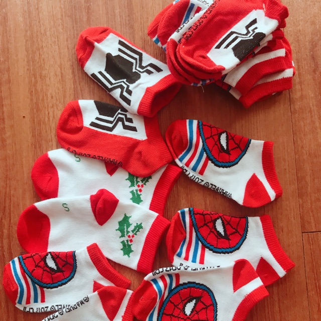 Tất siêu nhân bé trai