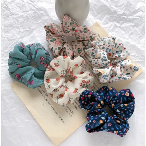 Cột tóc scrunchies nhiều mẫu năm 2021