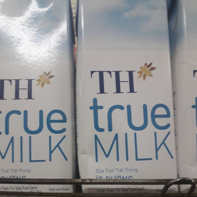 Sữa tươi TH true milk ít đường 1 lit