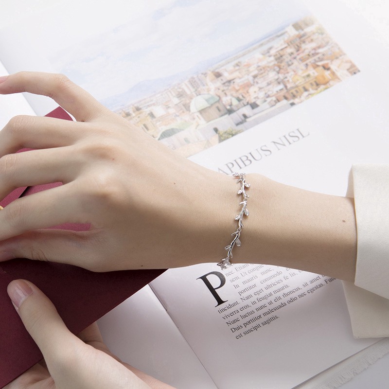 Vòng đeo tay hình cành cây ô liu xinh xắn màu bạc hợp thời trang cho nữ ANTA Jewelry - ATJ7012
