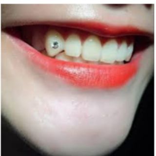 Combo 30 Viên Đá Đính Răng ( Tặng Kèm Keo Dán Và Bút - kèm hướng dẫn dễ dán tại nhà )