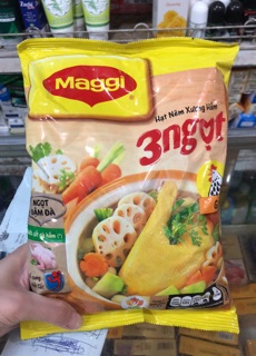 Hạt Nêm Thịt Gà Maggi Gói 900g