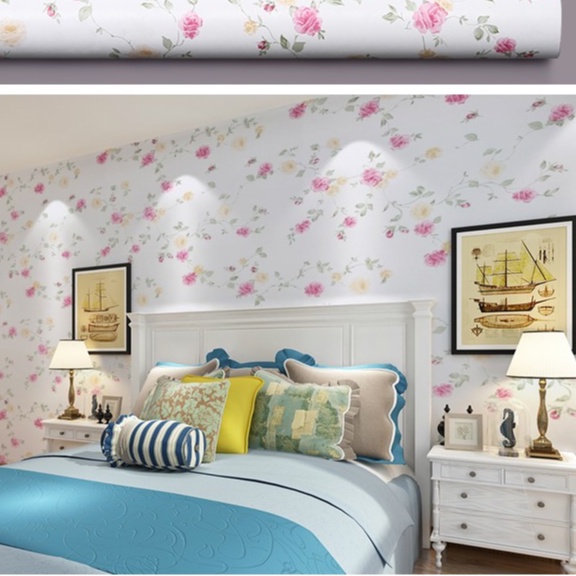 Decal giấy dán tường hoa hồng bi nền trắng