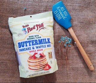 Bột làm bánh Pancake Bob' Red Mill 680g