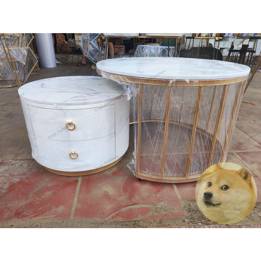 Bàn trà đôi sofa, bàn trà mặt đá tròn, ngăn tủ chứa đồ hai tầng, chân sắt thanh sọc lồng chim cafe phòng khách