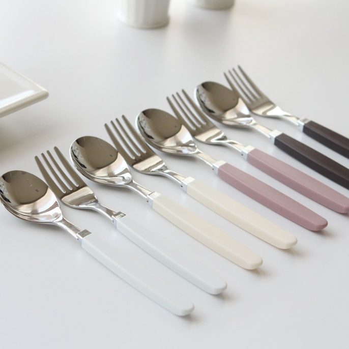 ♡K-kitchen♡  bộ muỗng nĩa trẻ em 10 màu camome