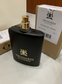 Nước hoa trussadi black extreme 100ml tester