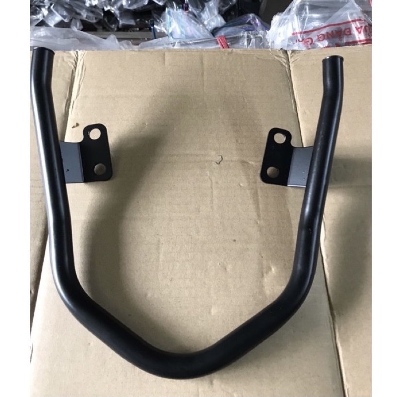 Tay xách độ (cảng sau) màu đen, dành cho wave110, wave 100 (50cc)