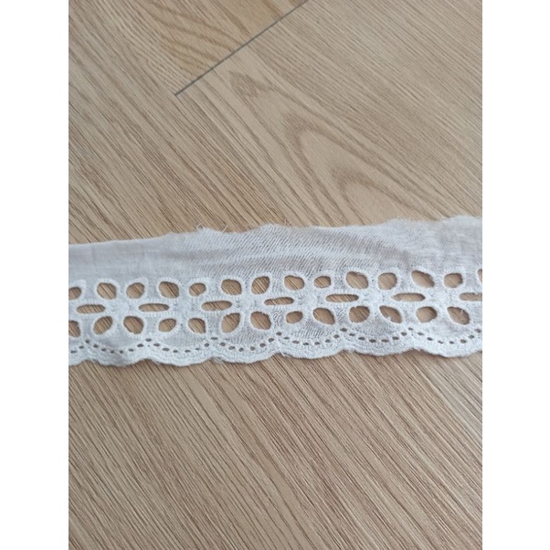 Ren viền trang trí (bảng ~7cm)