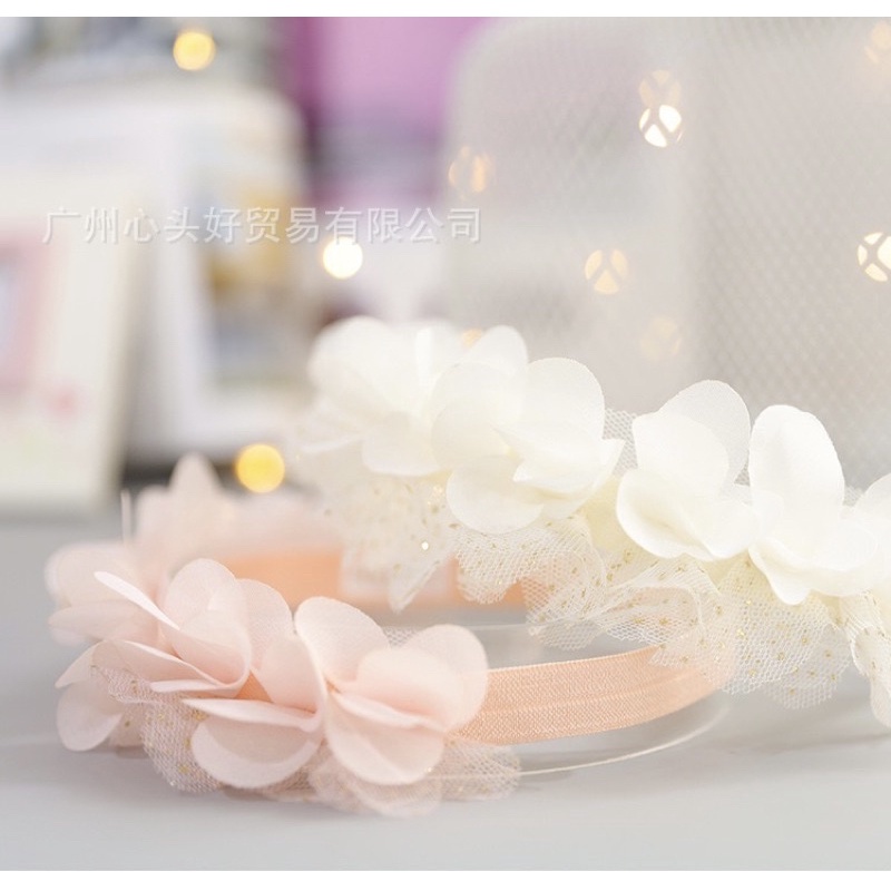 Băng đô hoa xinh xắn cho bé