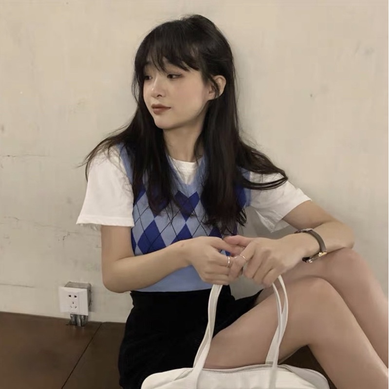 [Ảnh thật ở cuối 👍] Áo len gile croptop, họa tiết caro xanh dương phong cách hàn quốc trẻ trung, năng động freesize | BigBuy360 - bigbuy360.vn