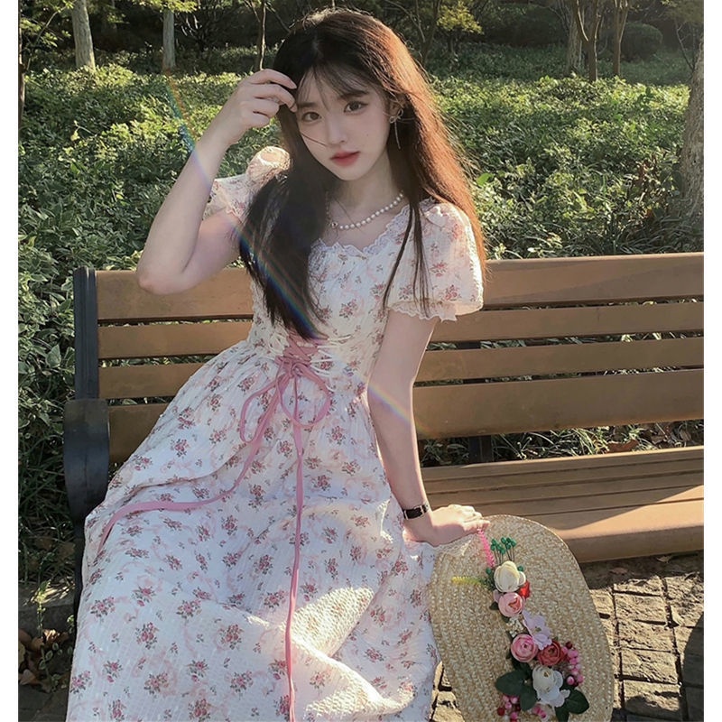 Gentle princess wind sweet broken flower dress foreign style aging summer bubble sleeves small fresh super immortal first love dress