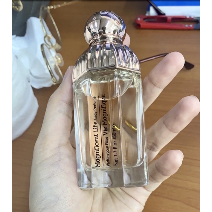 MINISO CHAMPAGNE LIFE LADY:Nước hoa mùi hấp dẫn,giữ hương thơm cực lâu,lọ 50ml