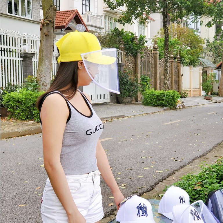 Mũ chống dịch - Có Đính Cài Kính Bảo Hộ