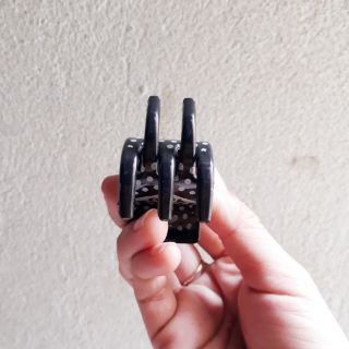 Kẹp tóc 5 răng nhám màu/màu đen (loại 5 răng nhỏ)