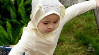 [Thanh lý] Áo chống nắng HRNEE cho bé – Vải lưới thoáng mát, dáng hoodie tai thỏ siêu dễ thương