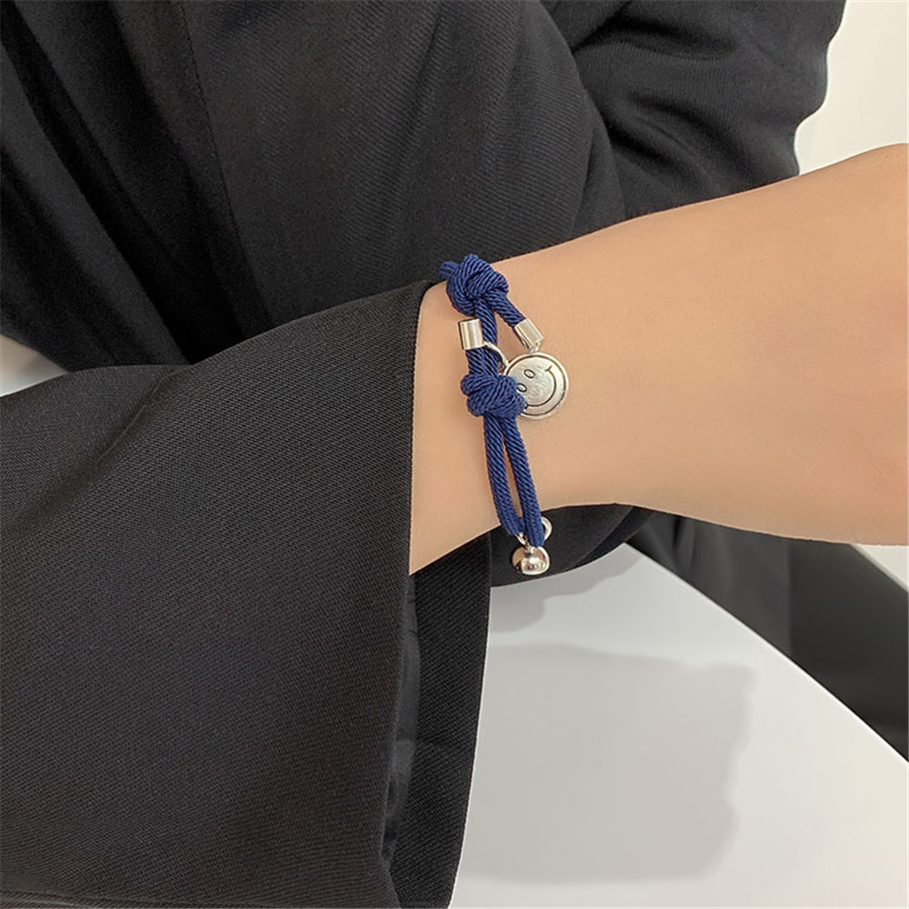 Set 2 vòng đeo tay dây bện gắn chuông và mặt cười đáng yêu dành cho cặp đôi