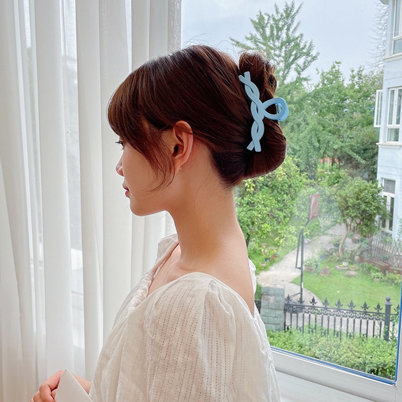 Kẹp Tóc Xoắn Hình Cá Mập Màu Macaron Thời Trang Xuân Hè