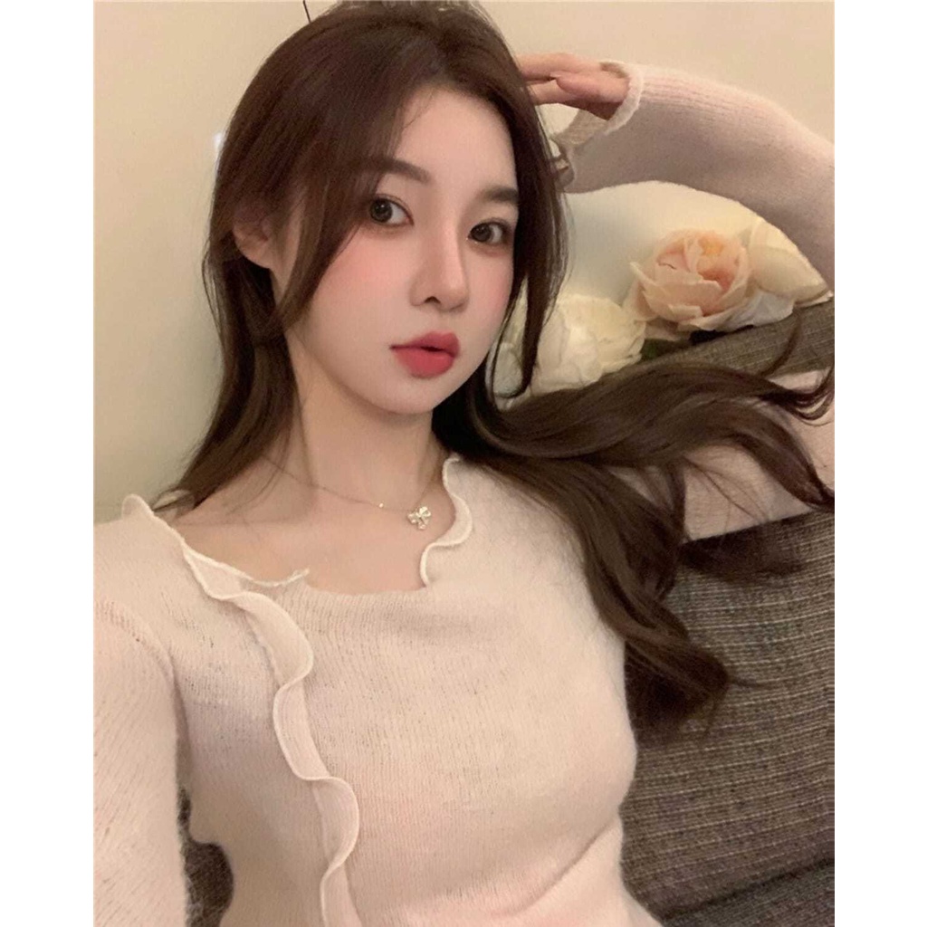 In the autumn of 2021, the new Korean women's sweater niche design sense ruffled slim chic top high waist skirt [deliver