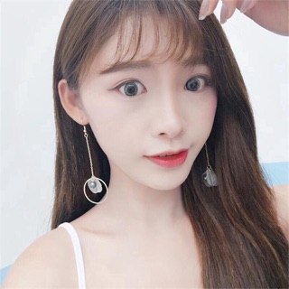Bông tai cánh hoa dài bất đối xứng