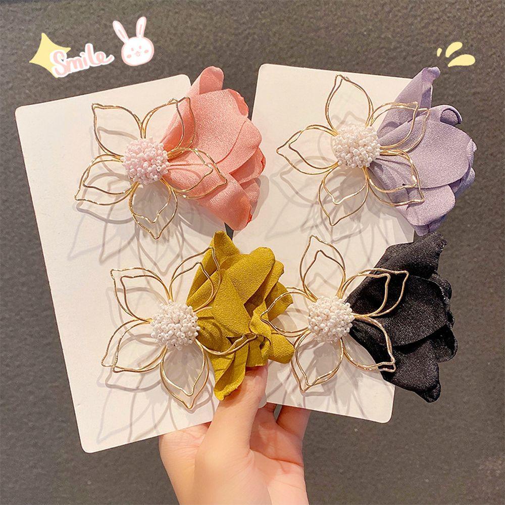 Kẹp Tóc Mỏ Vịt Bằng Kim Loại Thiết Kế Đục Lỗ Phong Cách Vintage Thanh Lịch Cho Nữ